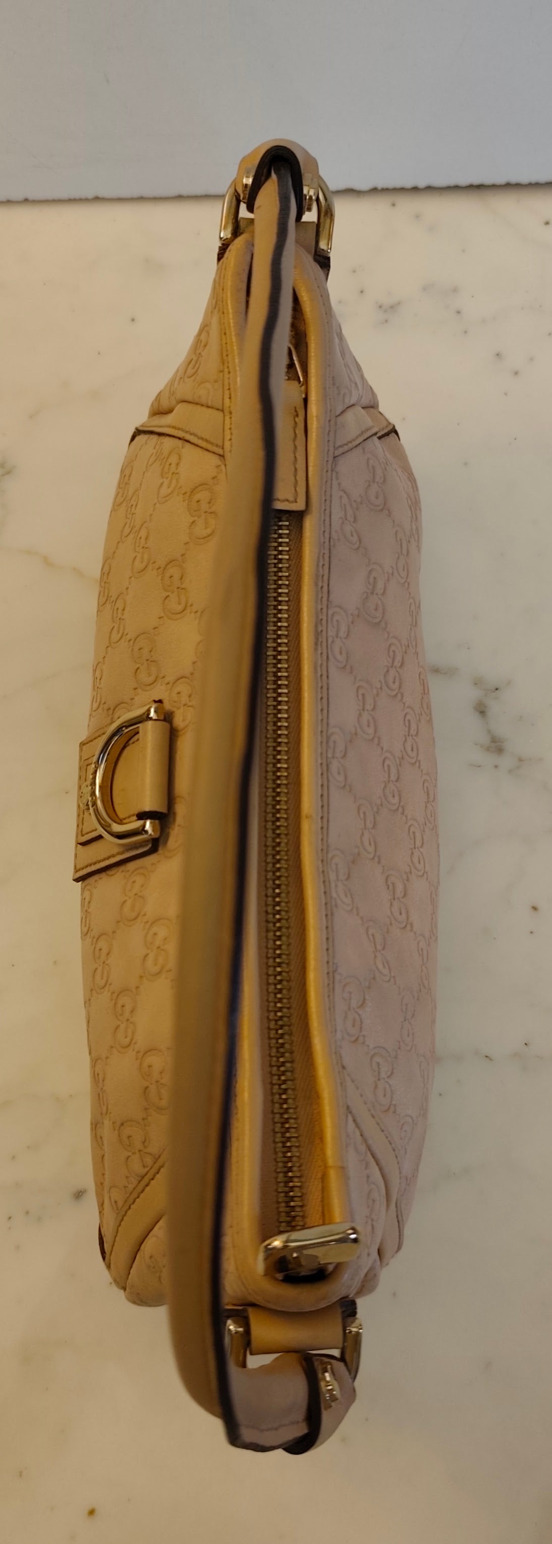 Gucci - Abbey D-Ring Borsa a Spalla in Pelle Guccissima Avorio