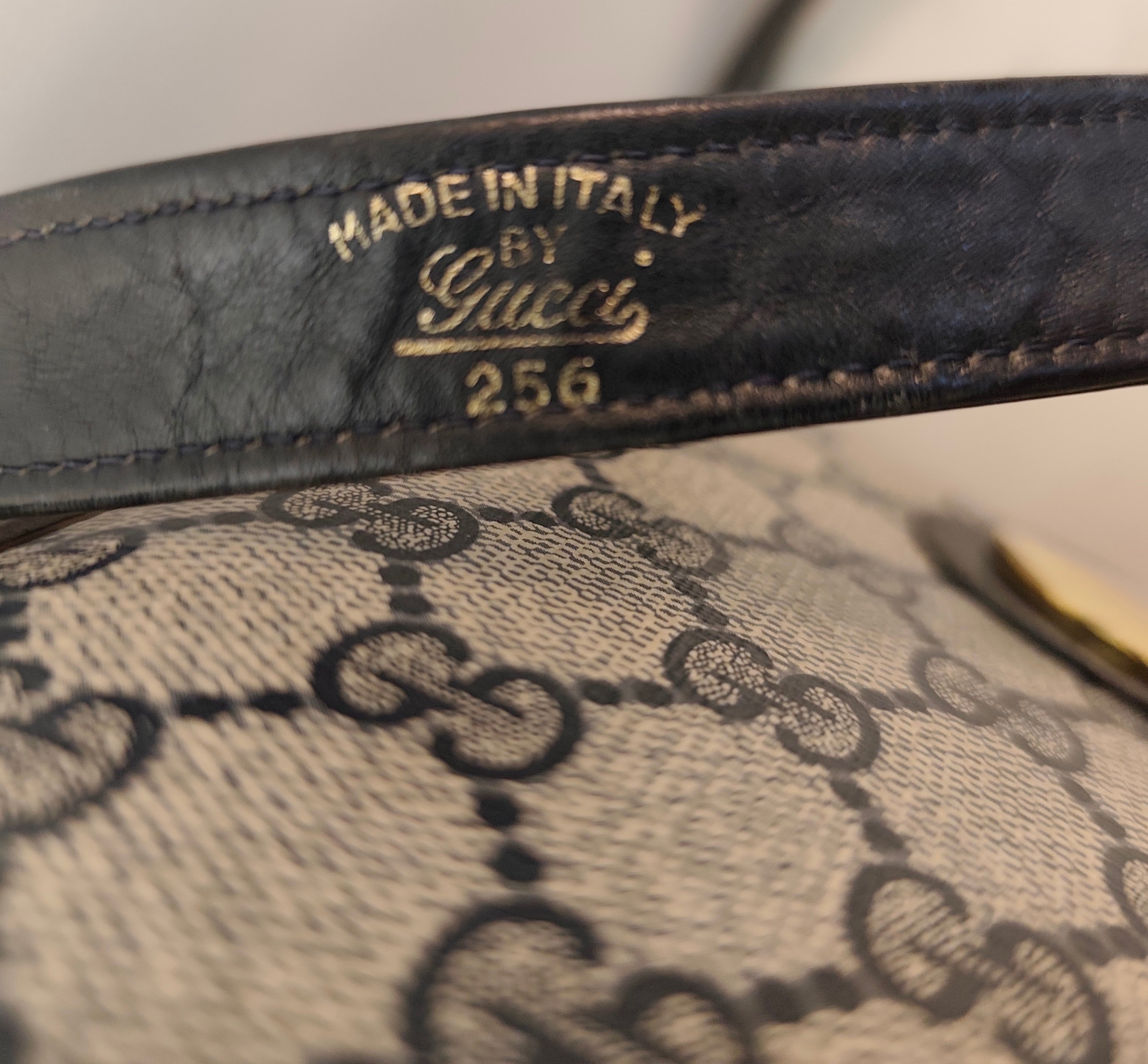 Gucci - Borsetta Tamburello a Tracolla “GG” Blu Vintage