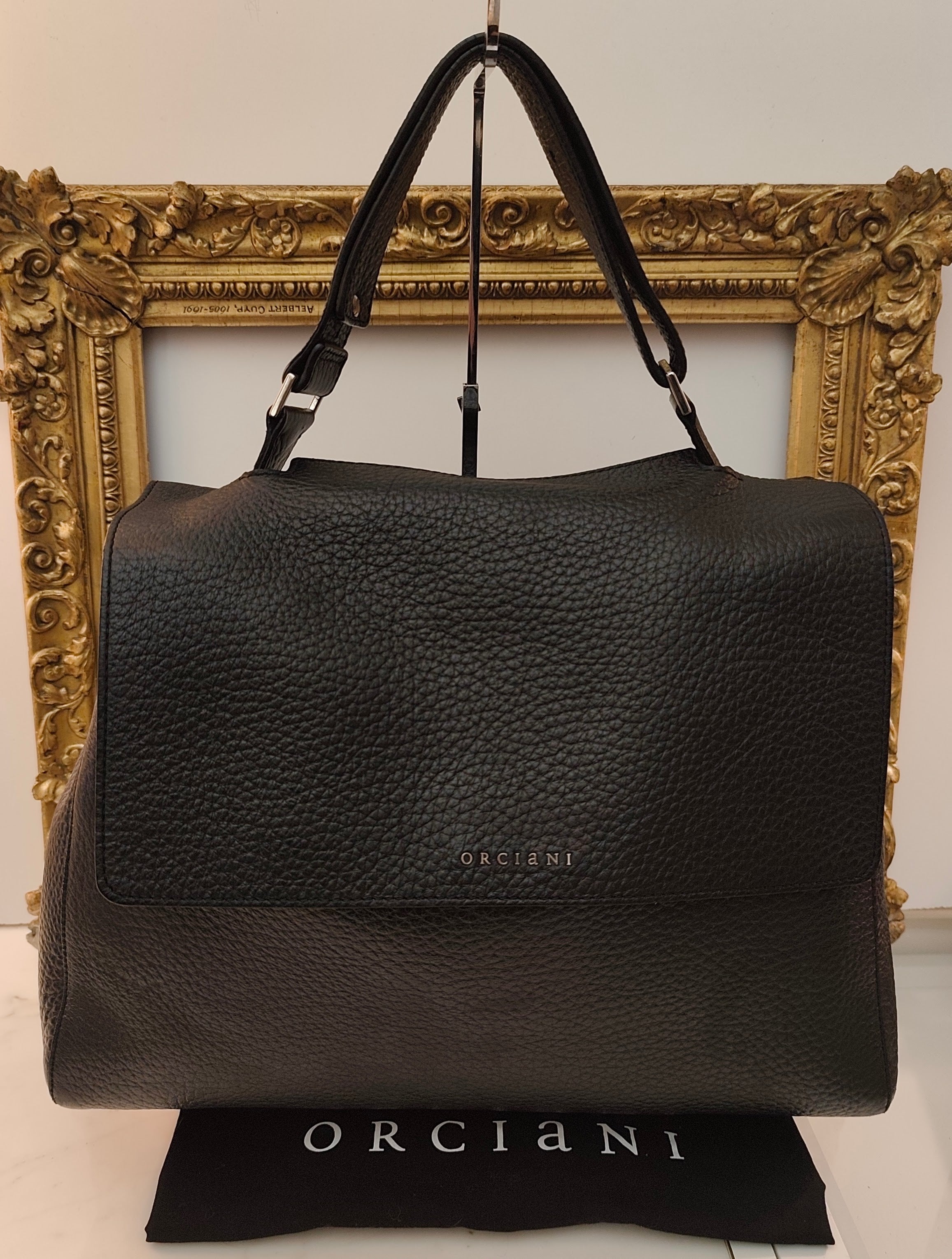 ORCIANI - BORSA SVEVA SOFT GRANDE IN PELLE MARTELLATA NERA