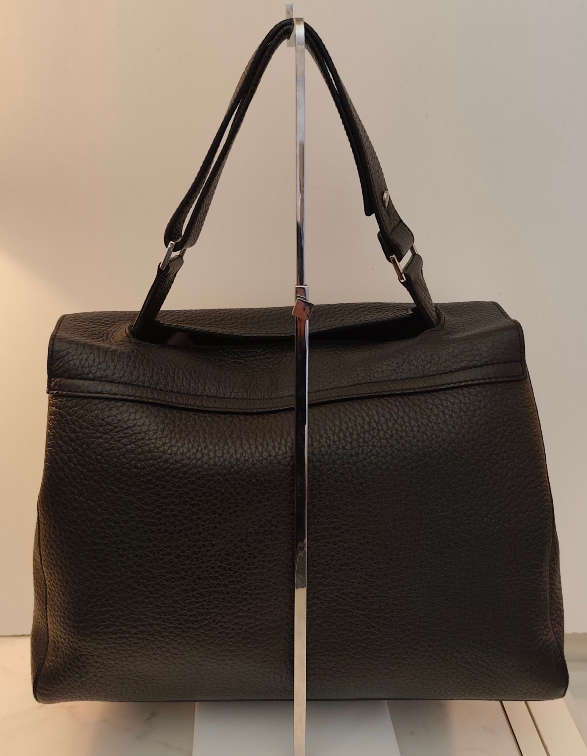 ORCIANI - BORSA SVEVA SOFT GRANDE IN PELLE MARTELLATA NERA