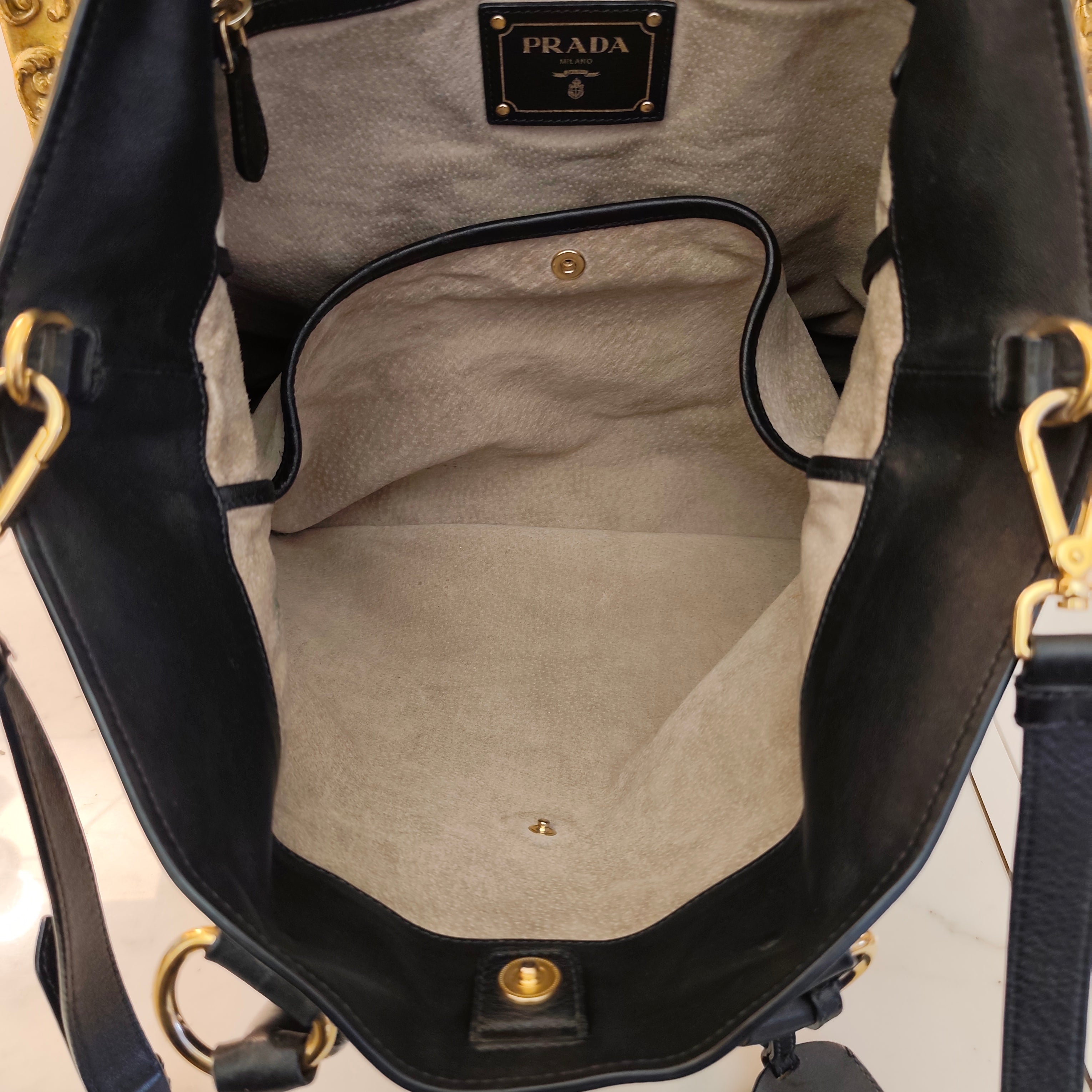 Prada - Shopper Tote Bag in Pelle Spazzolata Nera