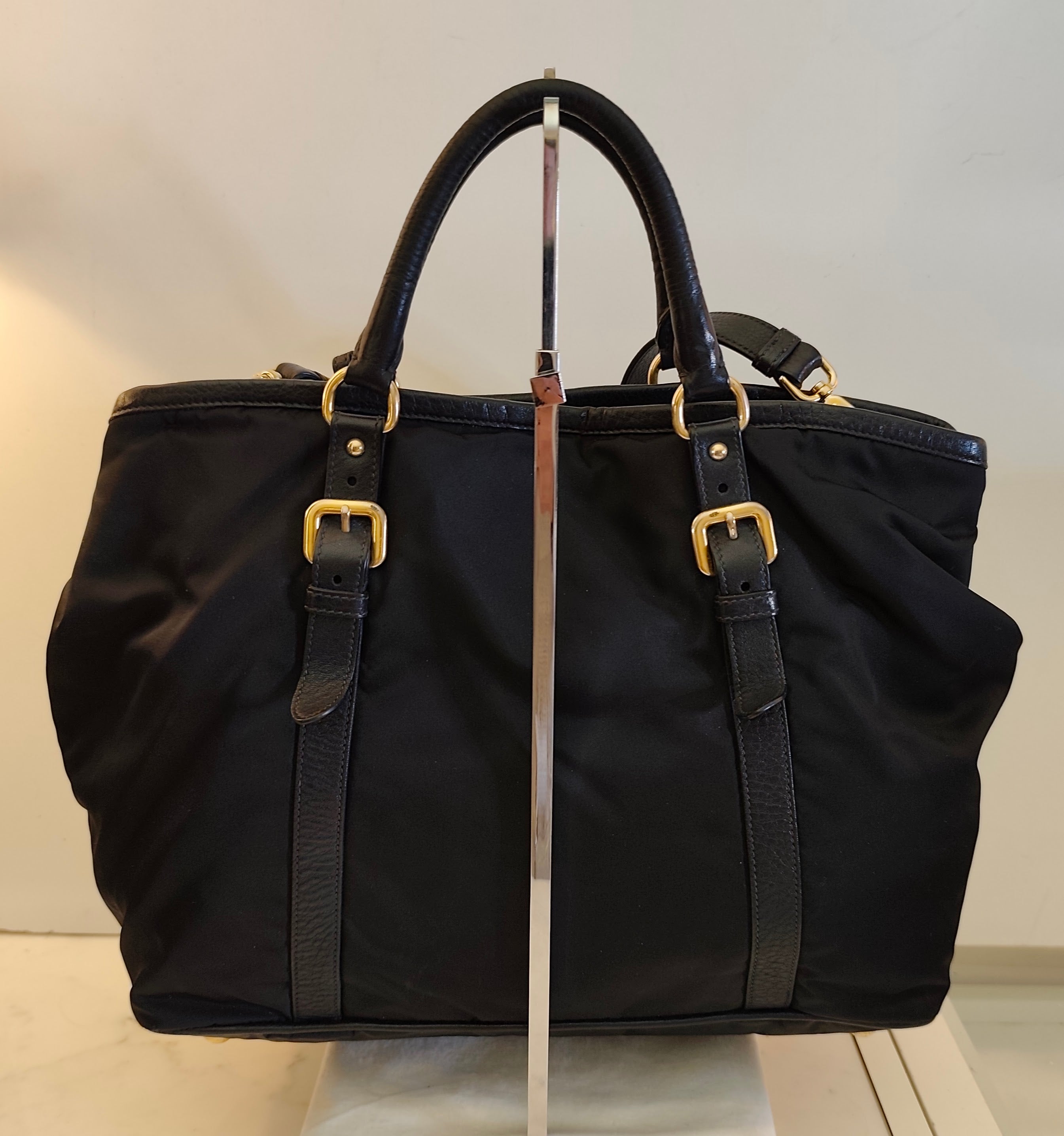 Prada - Shopper Tote Bag in Nylon e Pelle Nera