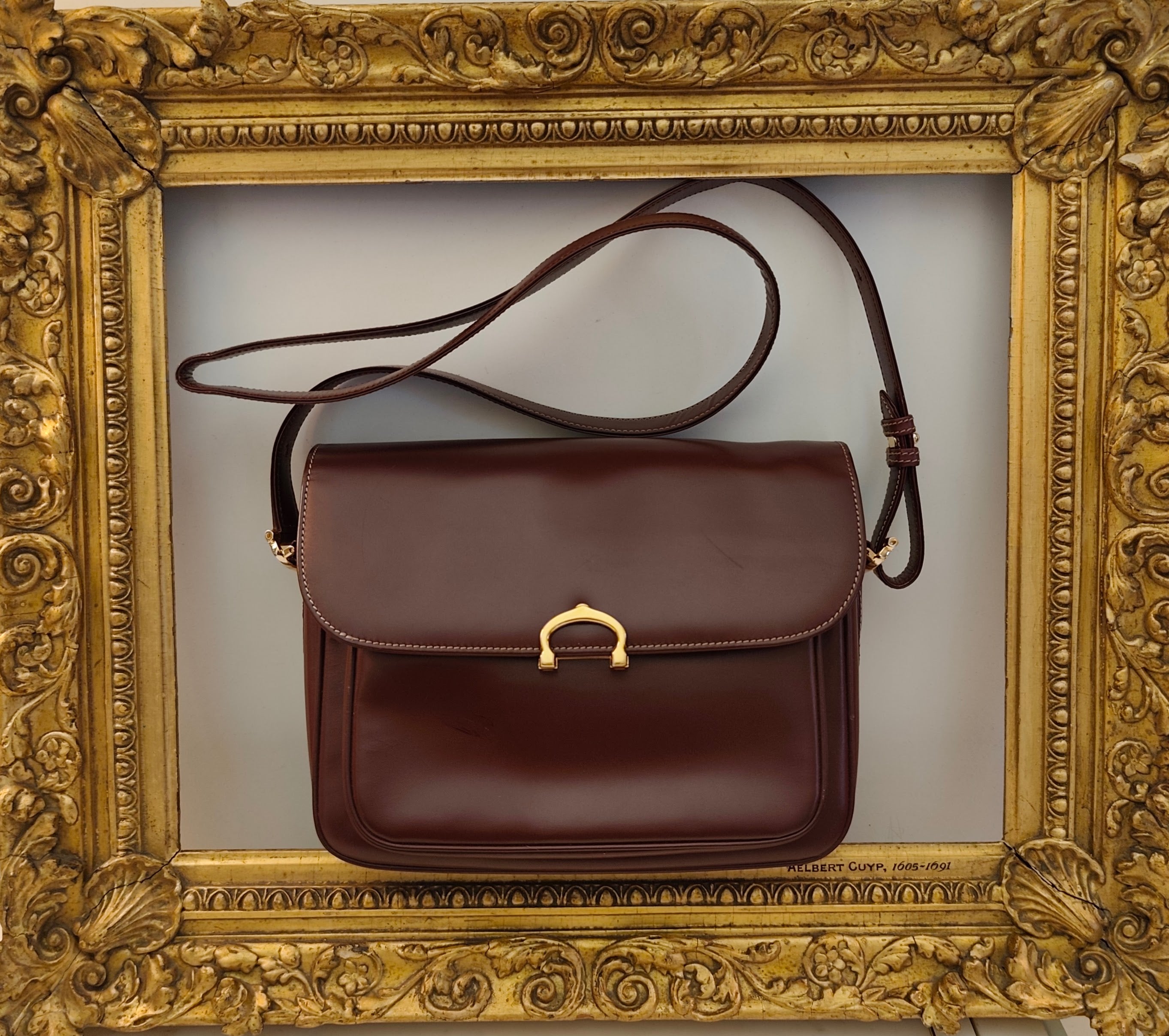 Cartier – Camera Bag Elegante Vintage in Pelle Bordeaux