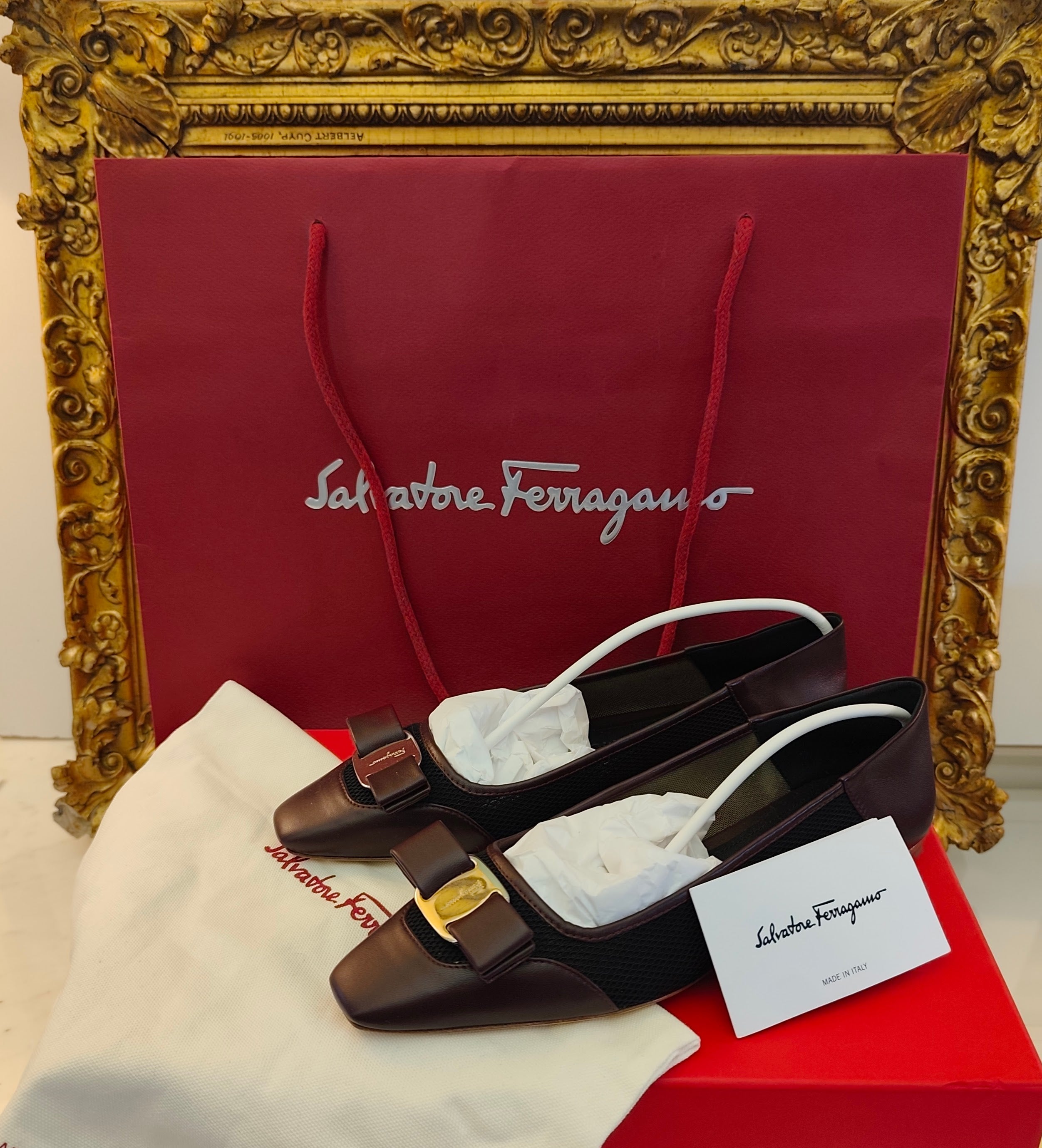 Salvatore Ferragamo Scarpe Ballerine Vara Pelle e Rete – Nuove Full Set