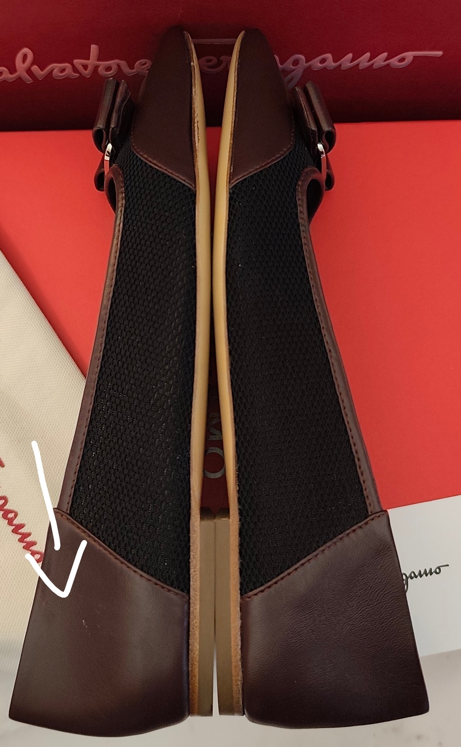 Salvatore Ferragamo Scarpe Ballerine Vara Pelle e Rete – Nuove Full Set