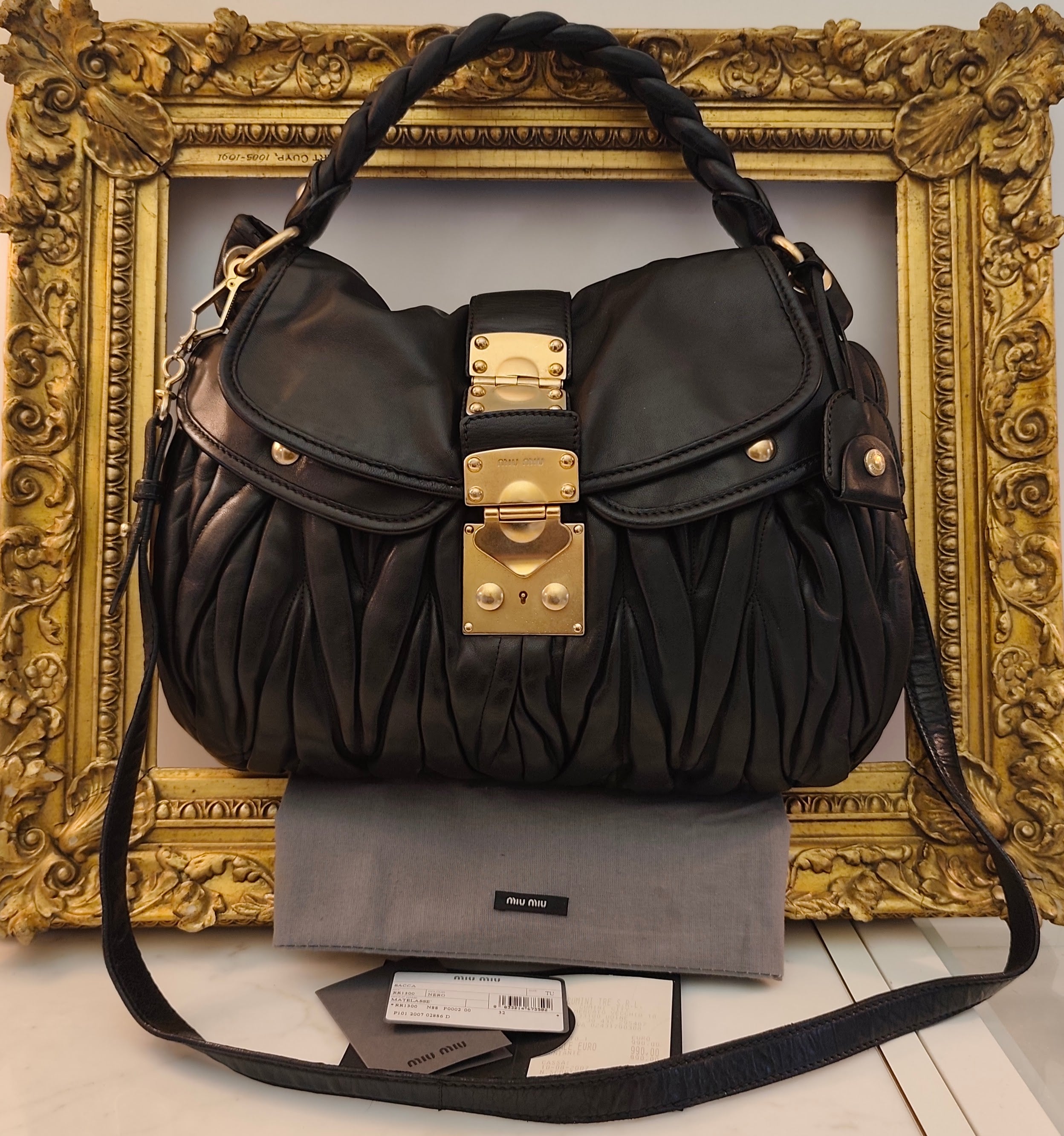 Miu Miu - Coffer Bag Borsa a Spalla in Pelle Matelassé Nera con Tracolla Vintage