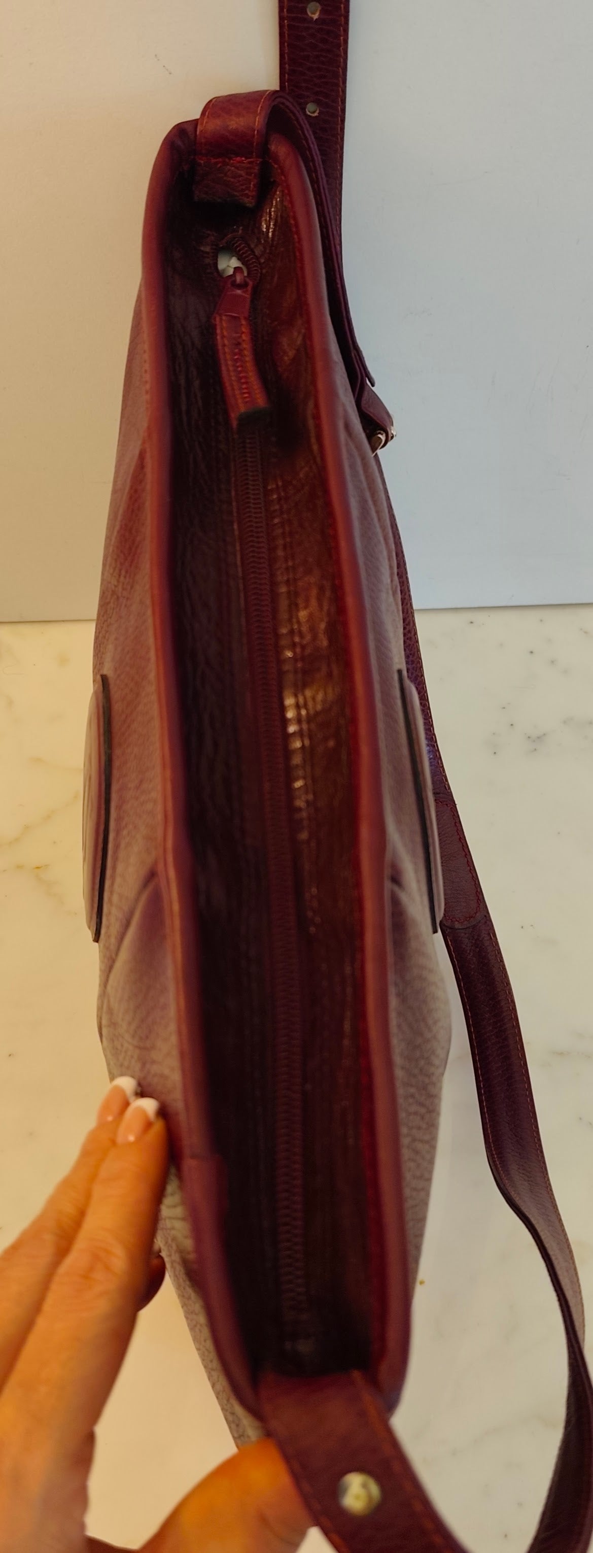 Cartier – Borsa a Spalla Double Face in Pelle Bordeaux Vintage