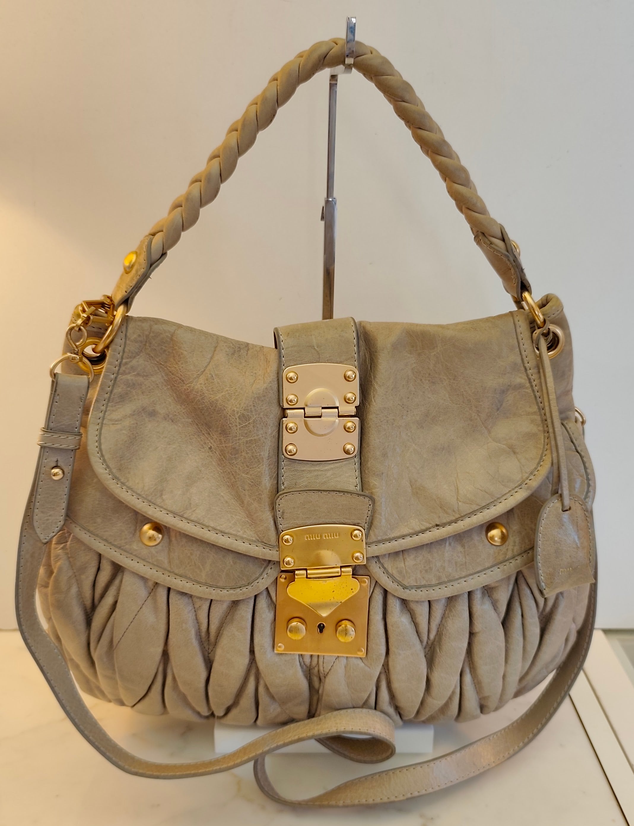 MIU MIU - Coffer Bag Borsa a Spalla in Pelle Matelassé Grigio-Beige con Tracolla Vintage