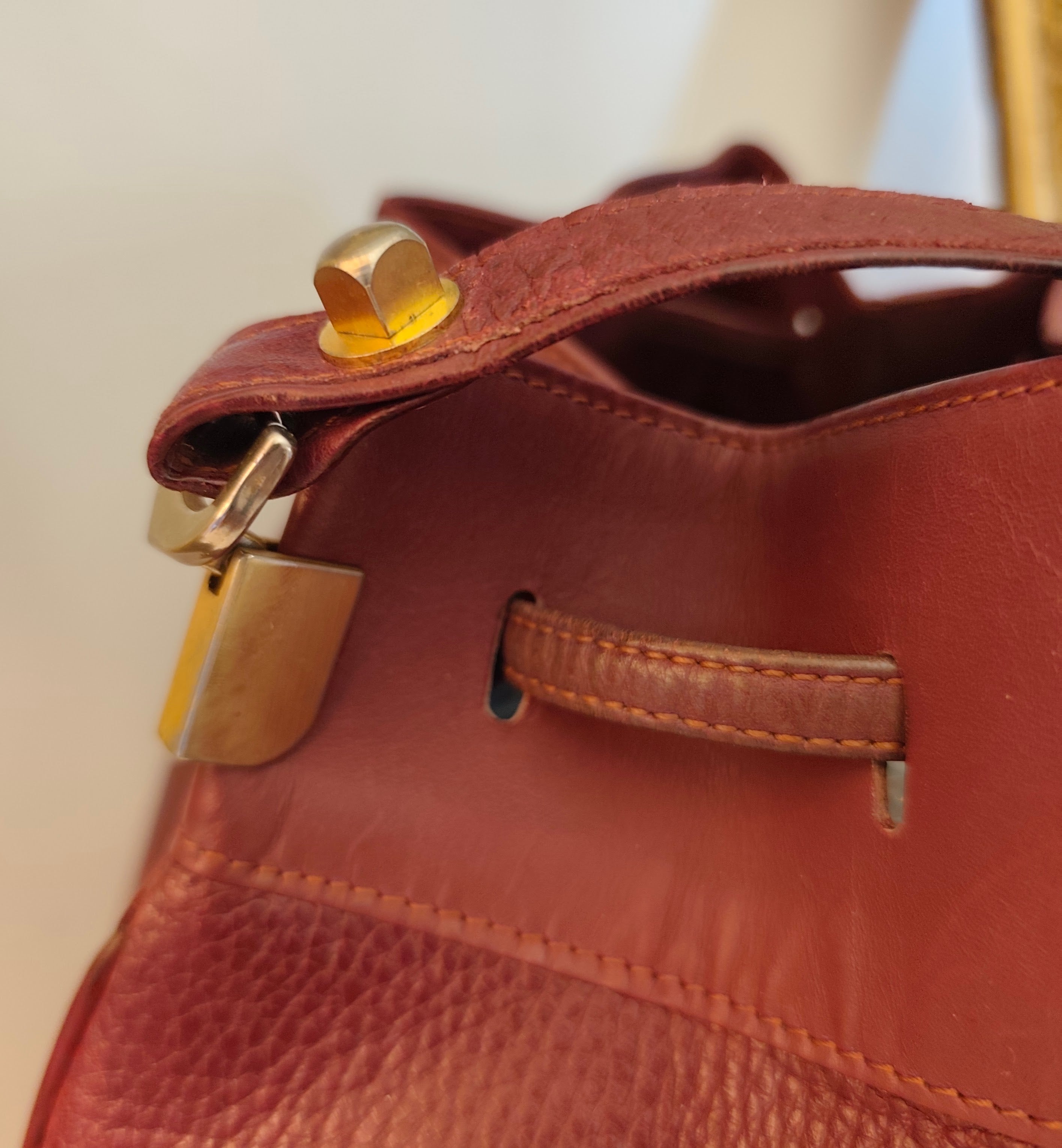 Cartier - Secchiello Bombato in Pelle Bordeaux Vintage