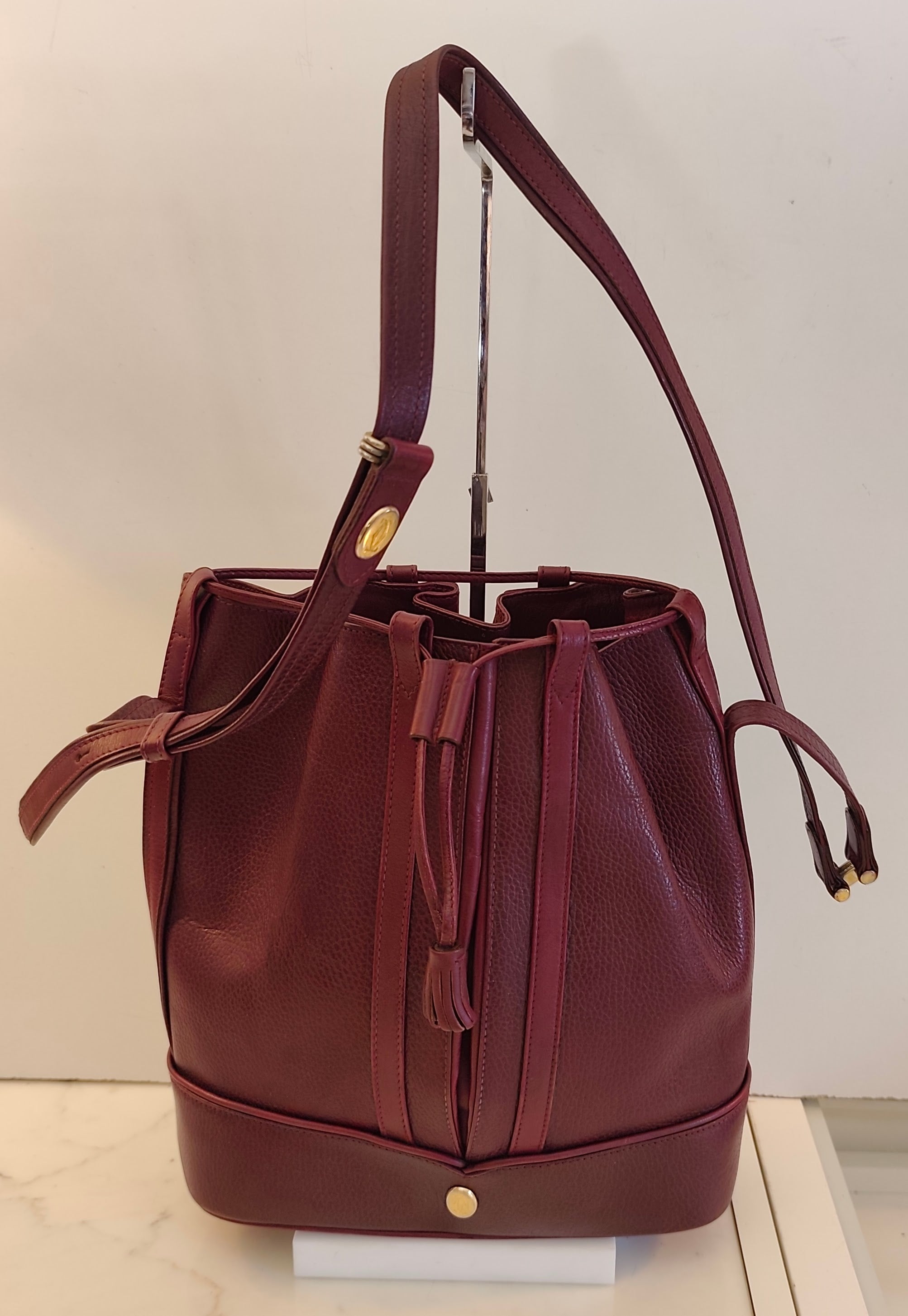 Cartier – Secchiello Ovale in Pelle Bordeaux Vintage