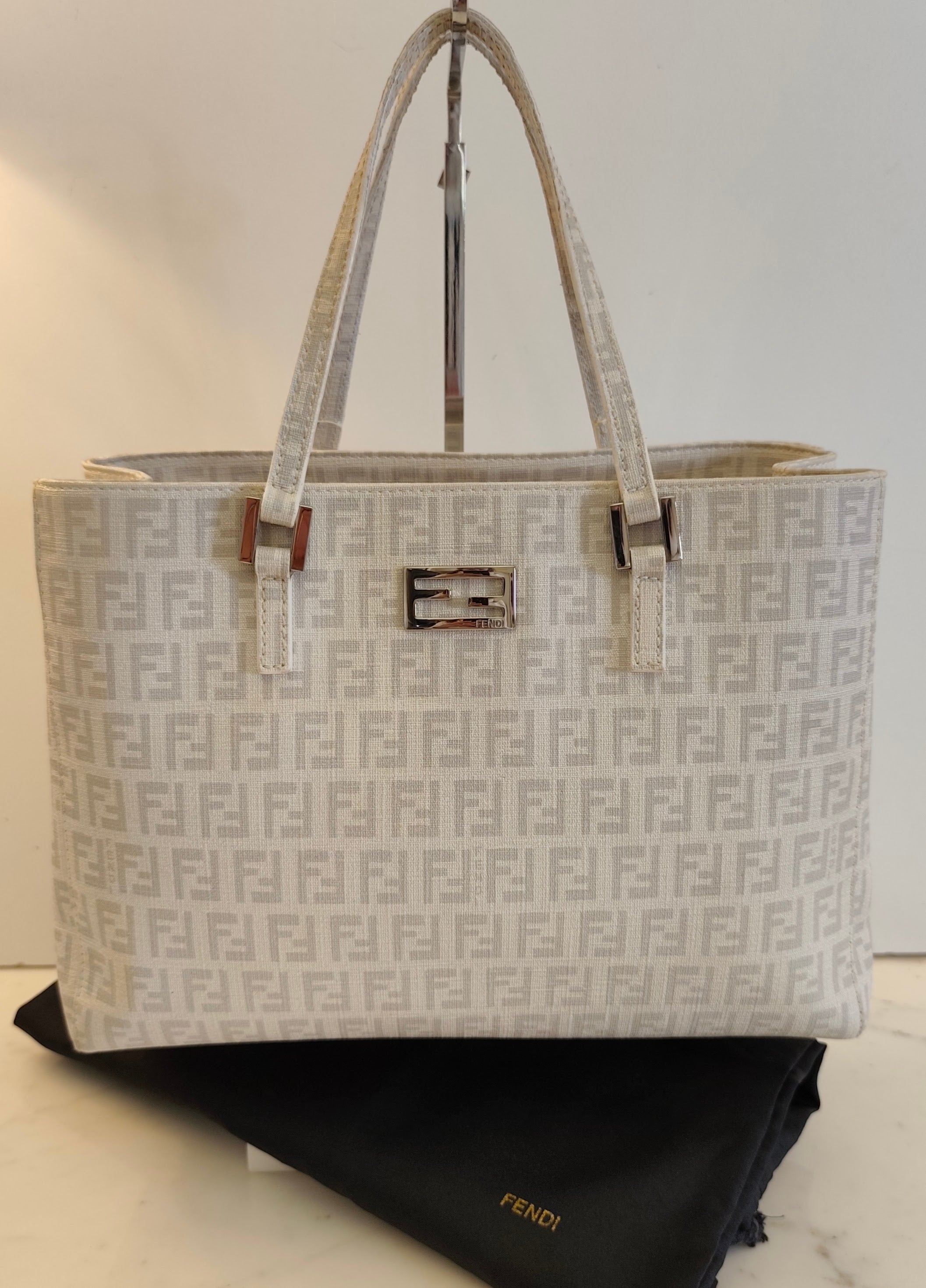 Fendi - Baguette Mini Tote in Canvas Zucchino Bianco Cloud Dancer
