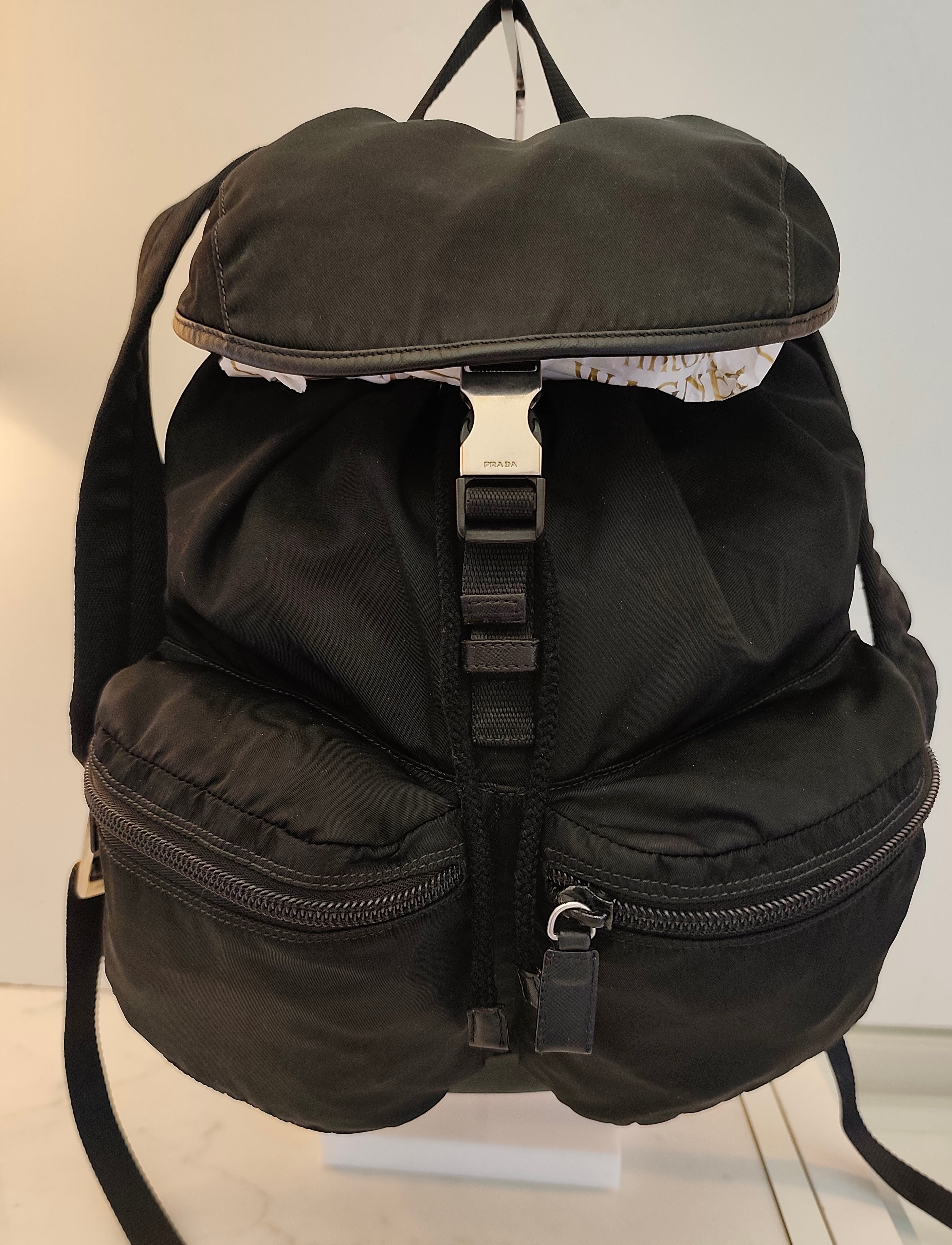 Prada - Zaino Grande in Nylon e Pelle Nero Vintage