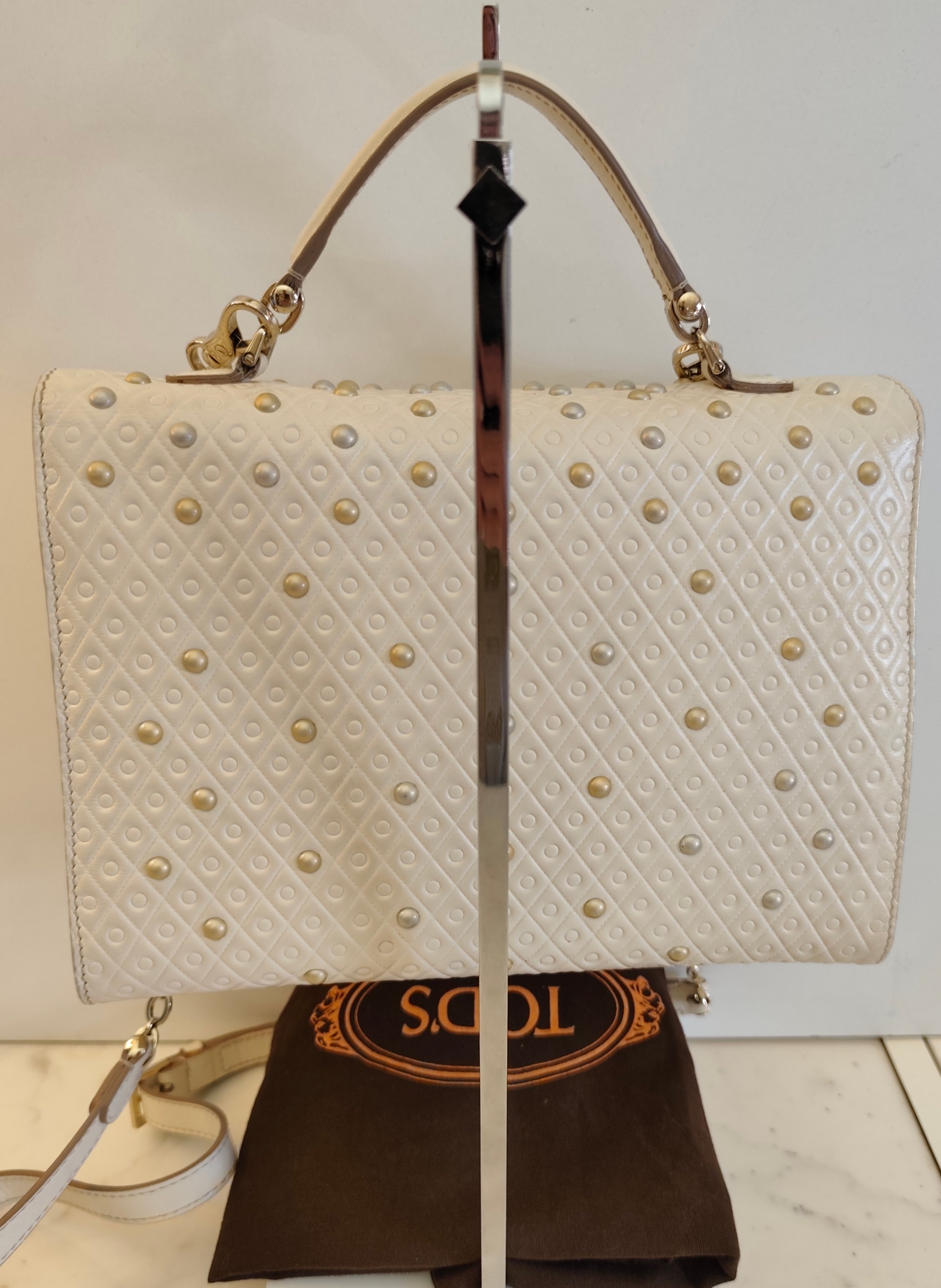 TOD’S - Camera Bag a Mano con Tracolla in Pelle Avorio con Borchie