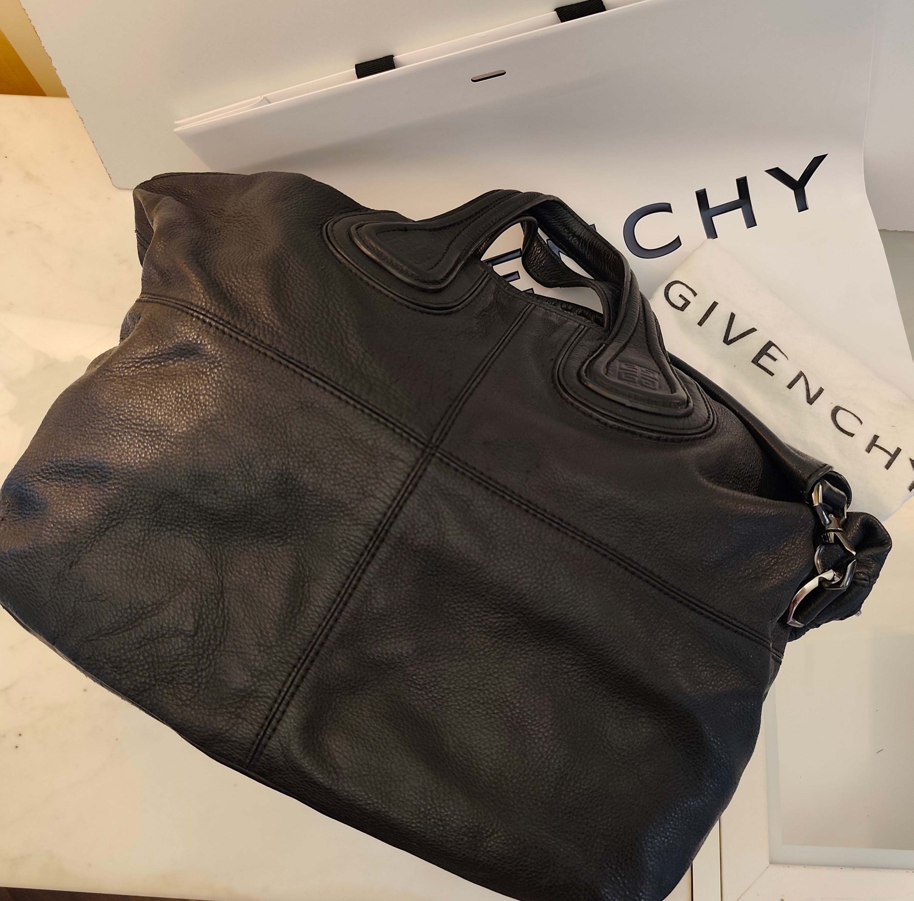 Givenchy -  Borsa Nightingale Tote a Spalla in Pelle Nera