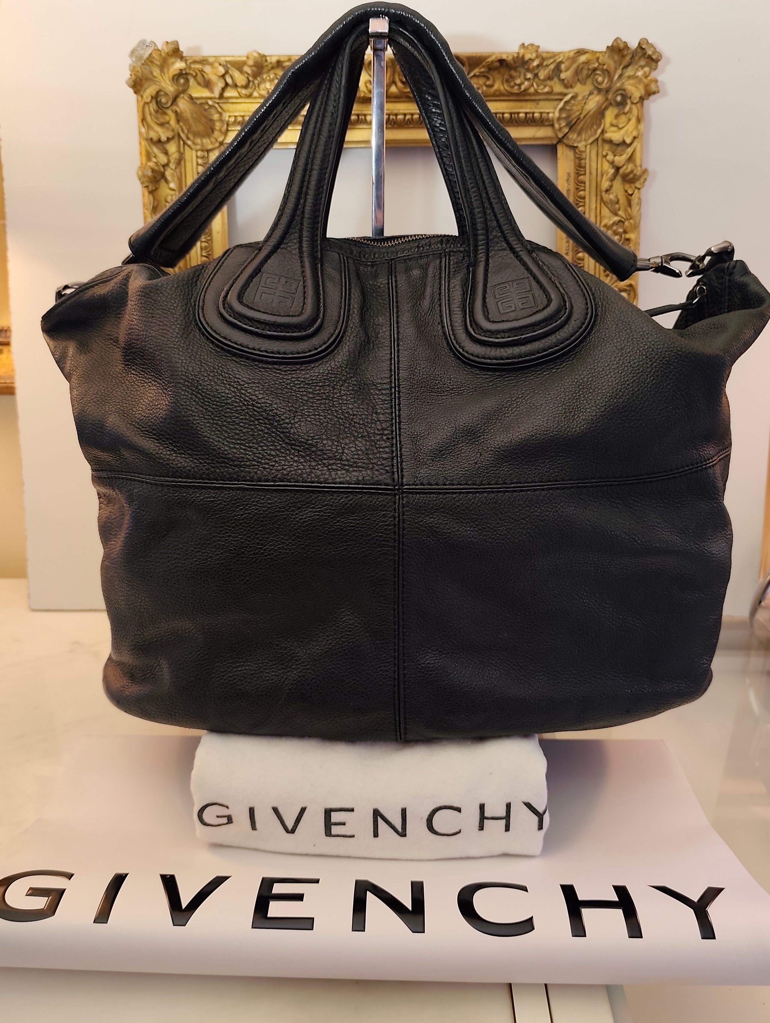 Givenchy -  Borsa Nightingale Tote a Spalla in Pelle Nera