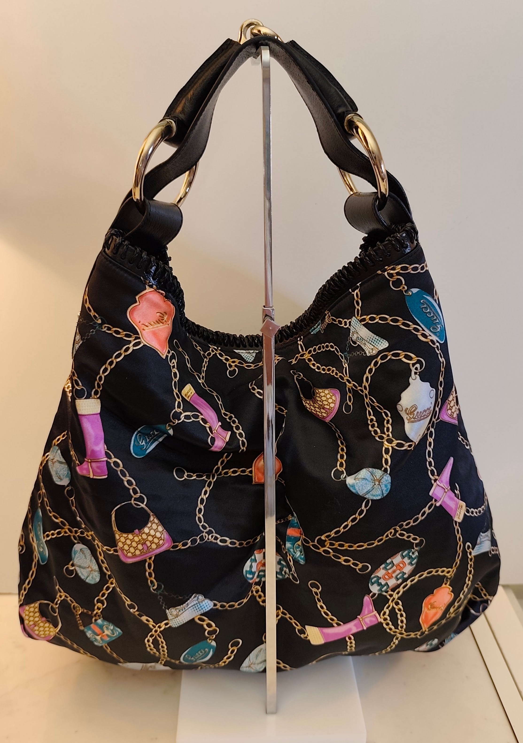 GUCCI - HORSEBIT BORSA HOBO IN TESSUTO NERO FANTASIA “CHARM’S & CHAIN”