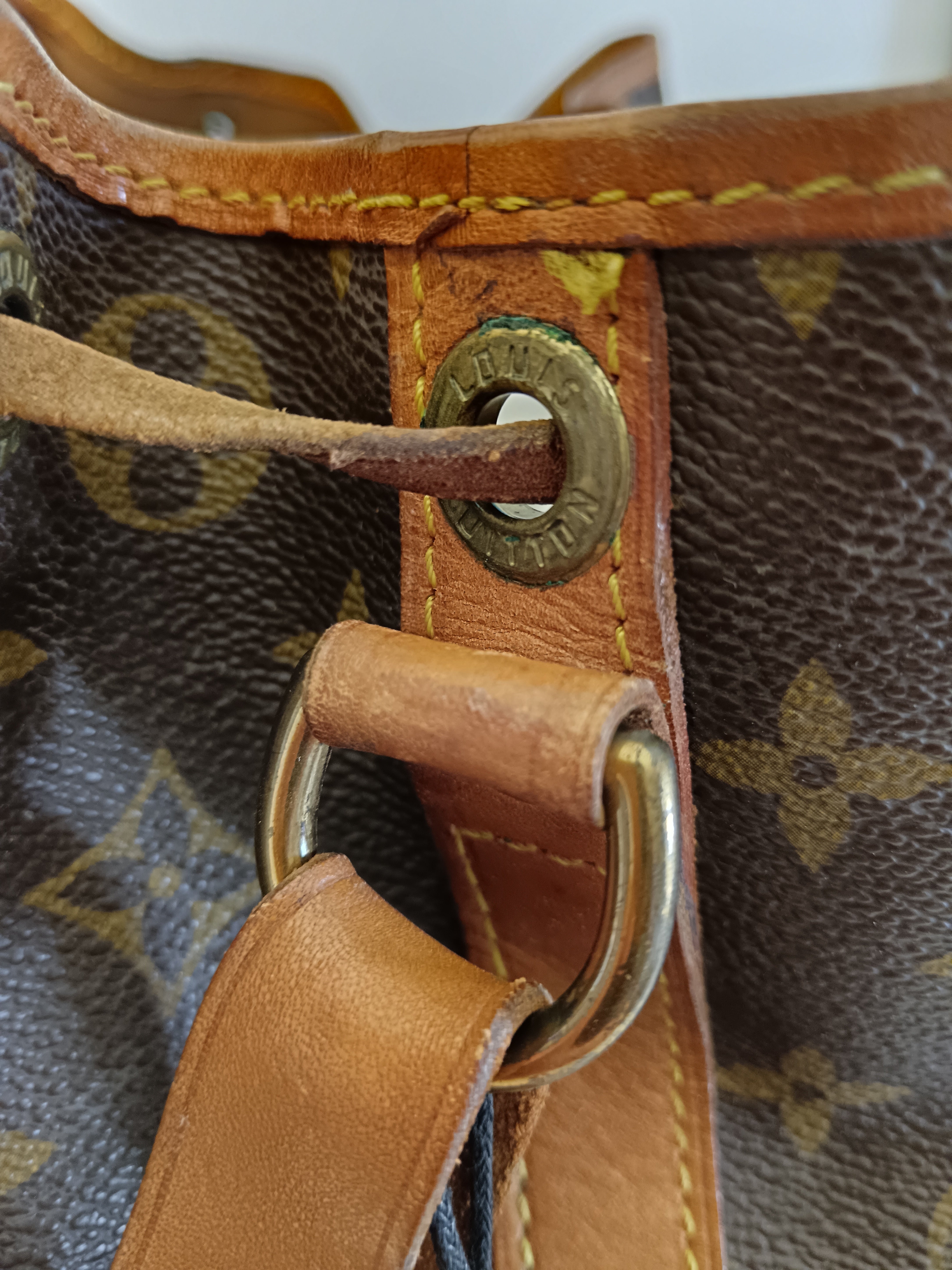 DAY 3: COMBO BOMBA €1000 - Louis Vuitton + Prada