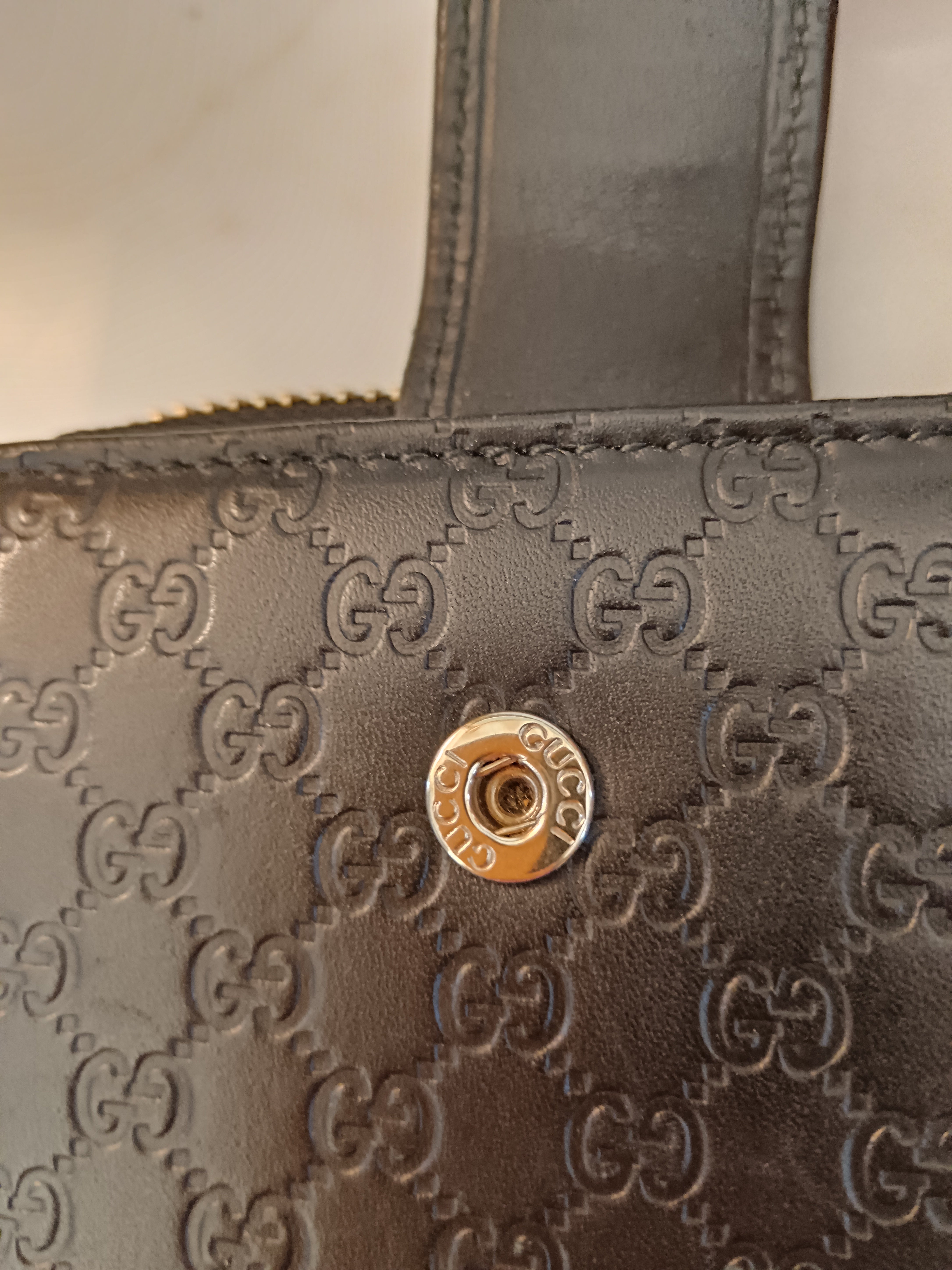DAY 10: COMBO BOMBA €750 - Gucci + Gucci + Prada