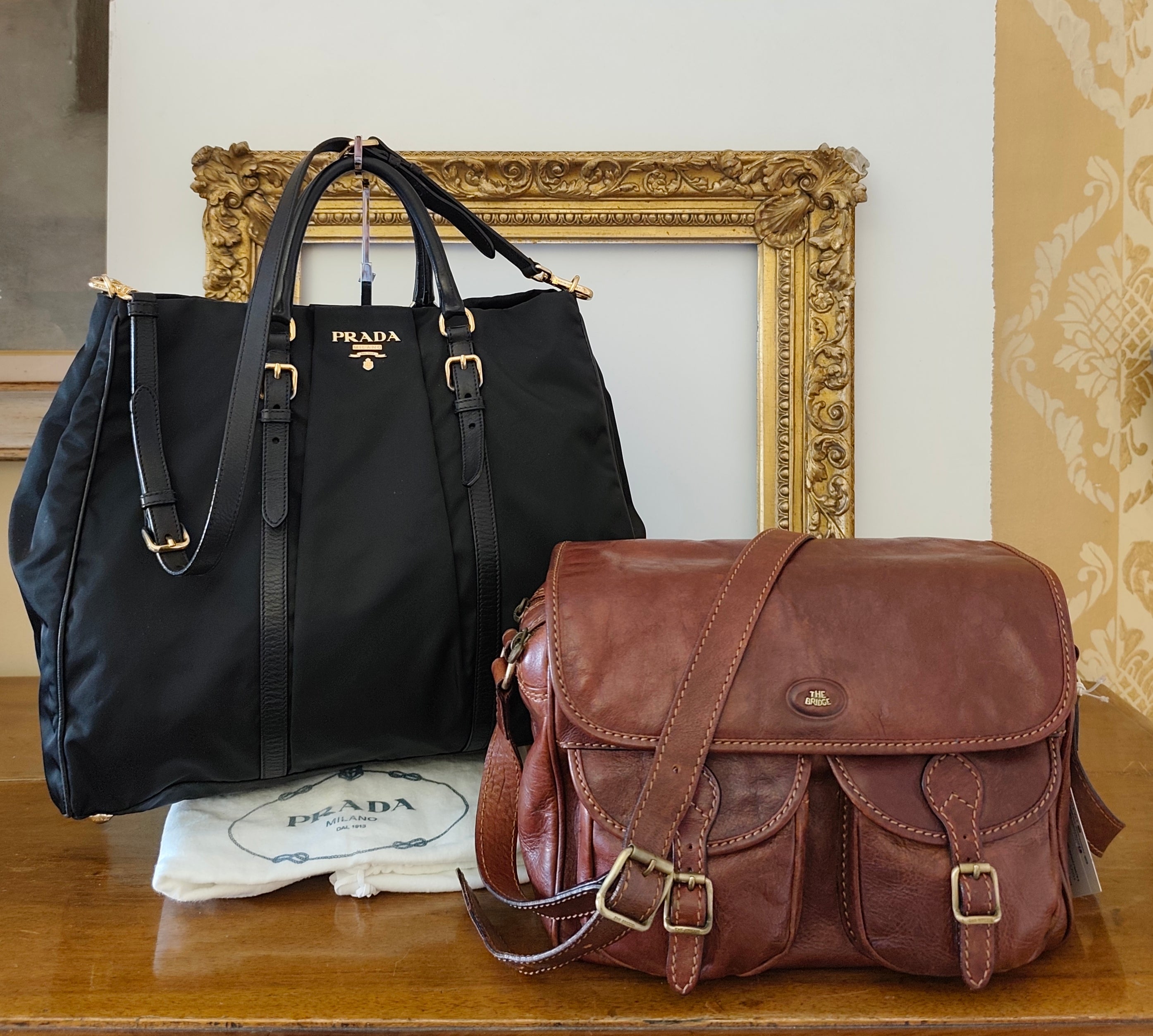 COMBO BOMBA €750: Prada + The Bridge