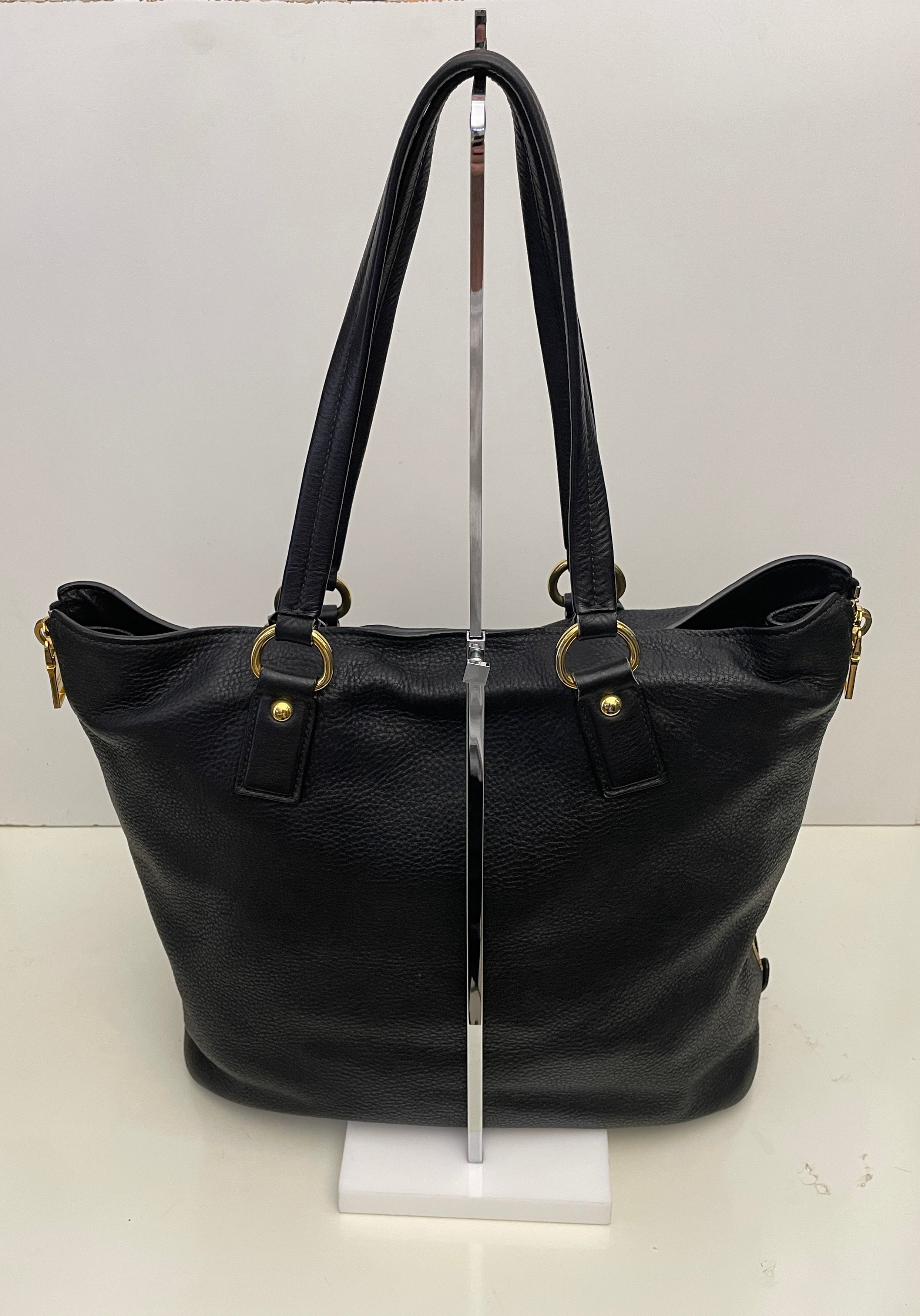 Prada - Shopper Espandibile in Pelle Martellata Nera