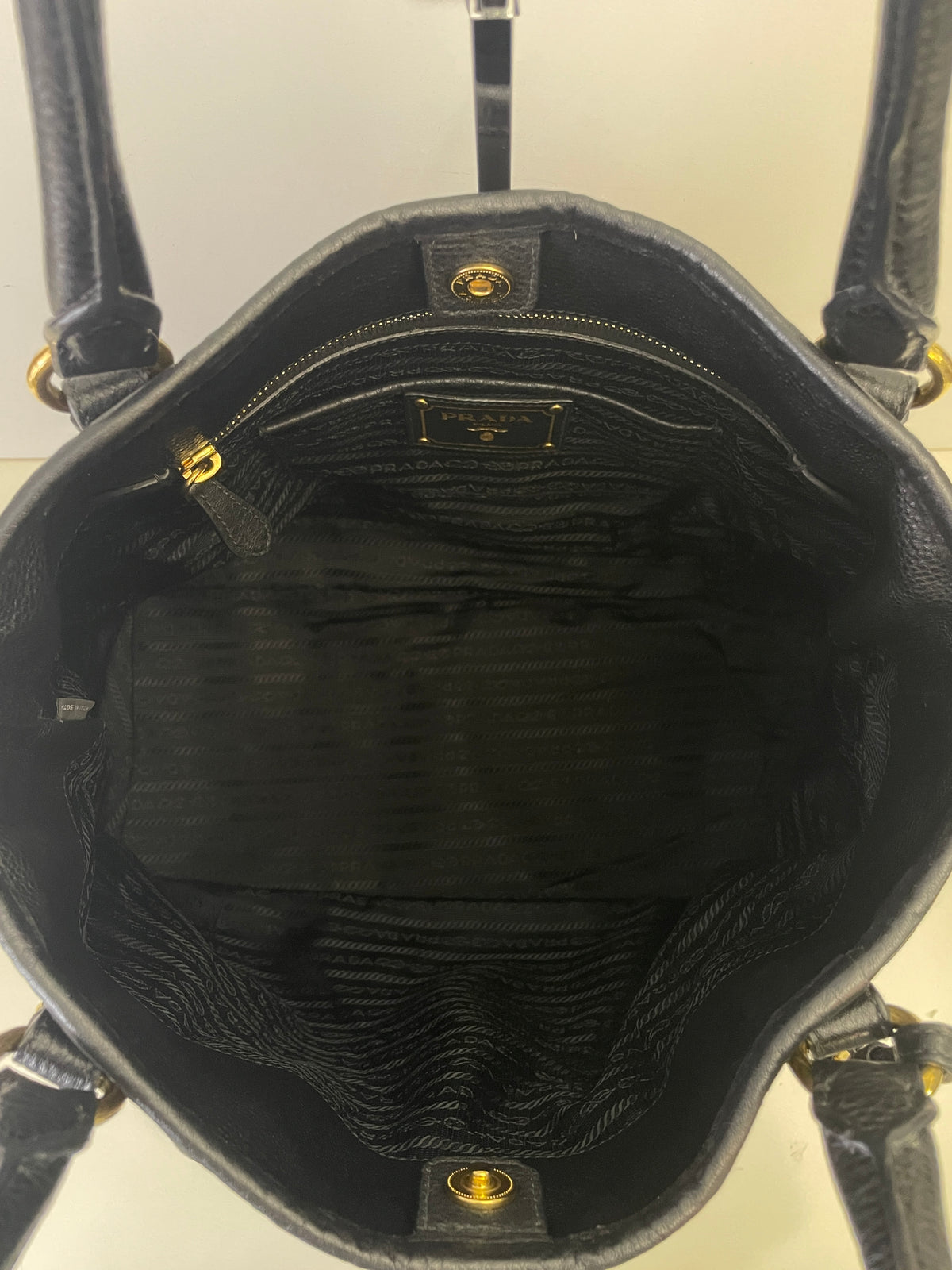 Prada - Tote Shopper Nylon Nero con Fasce in Pelle e Doppi Anelli FULL SET