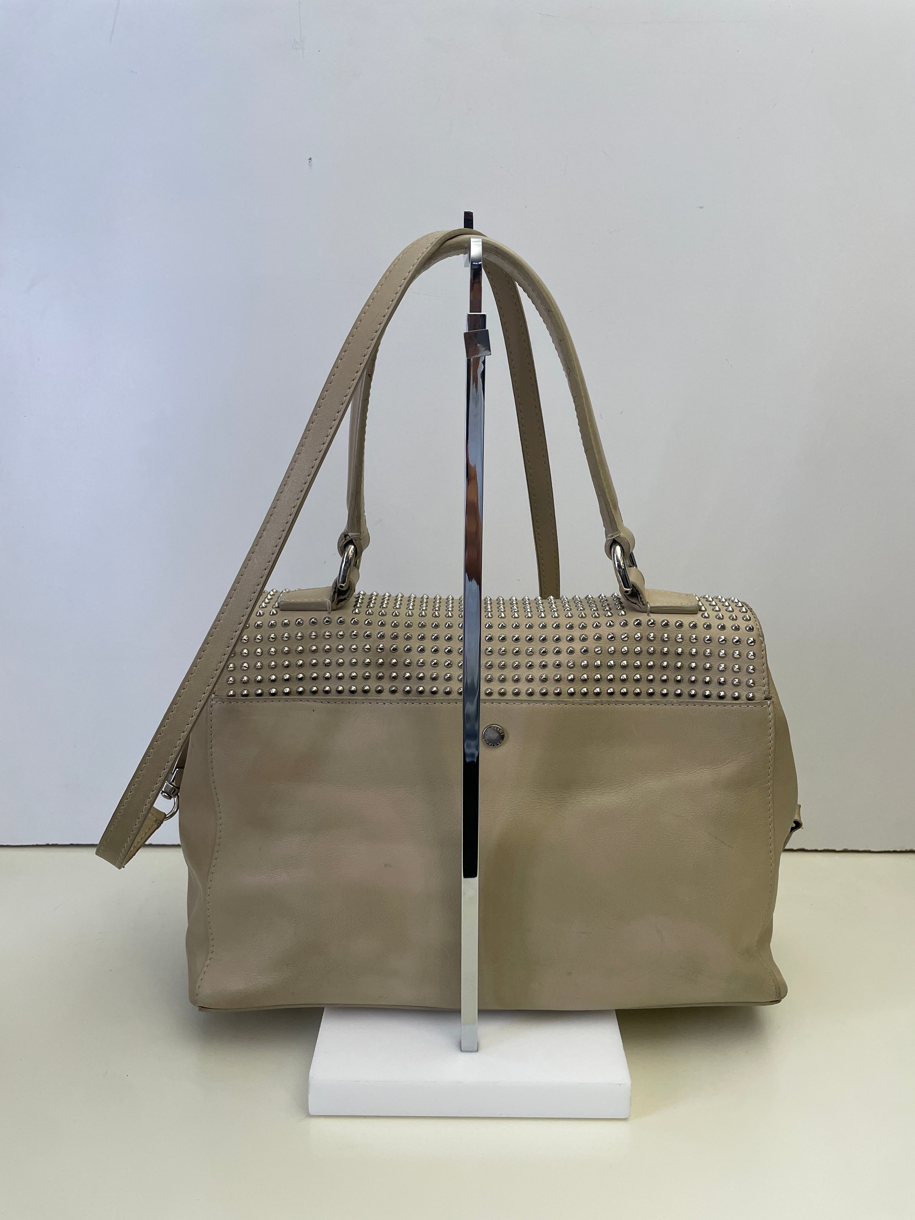 Orciani - Borsa A Spalla Pelle Beige Con Borchie