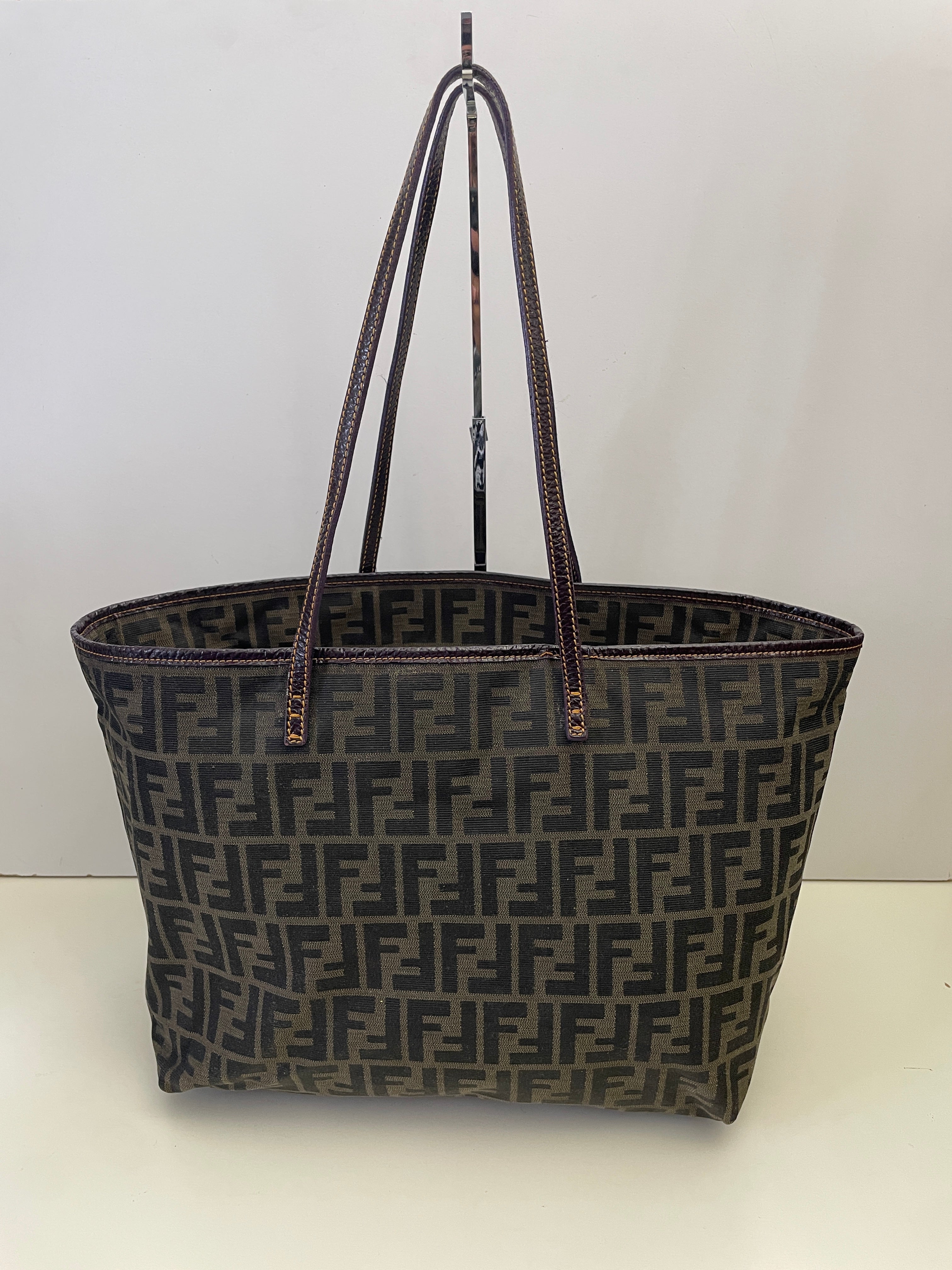Fendi – Tote Roll Bag Tote “Zucca” Con Interno Viola