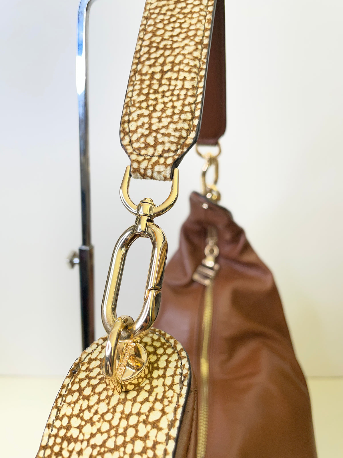 Borbonese - Hobo "Oyster" Pelle Cognac Con Bordi Tapiro