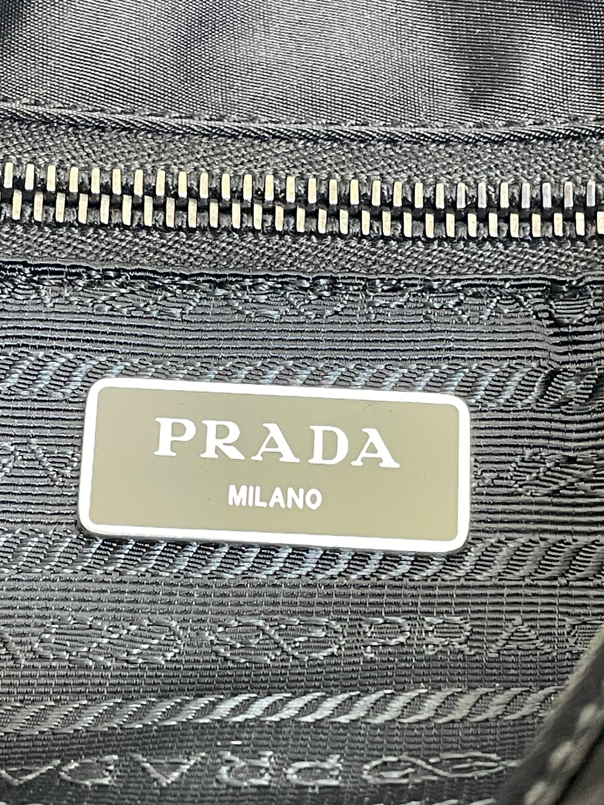 Prada Cartella Doppie Tasche Nylon Nera  Scritta Fronte