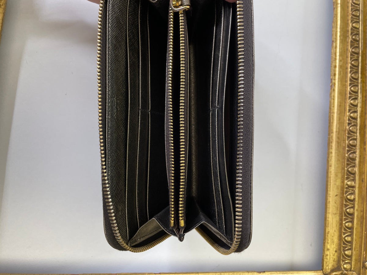 Prada Portafoglio Zip Continental Saffiano Bronzo
