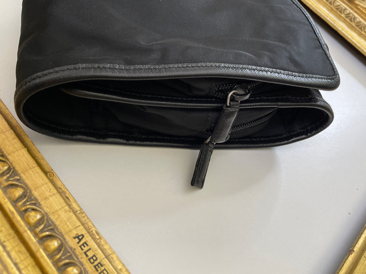 Prada Beauty Case Richiudibile Nylon Nero (tiralampo)