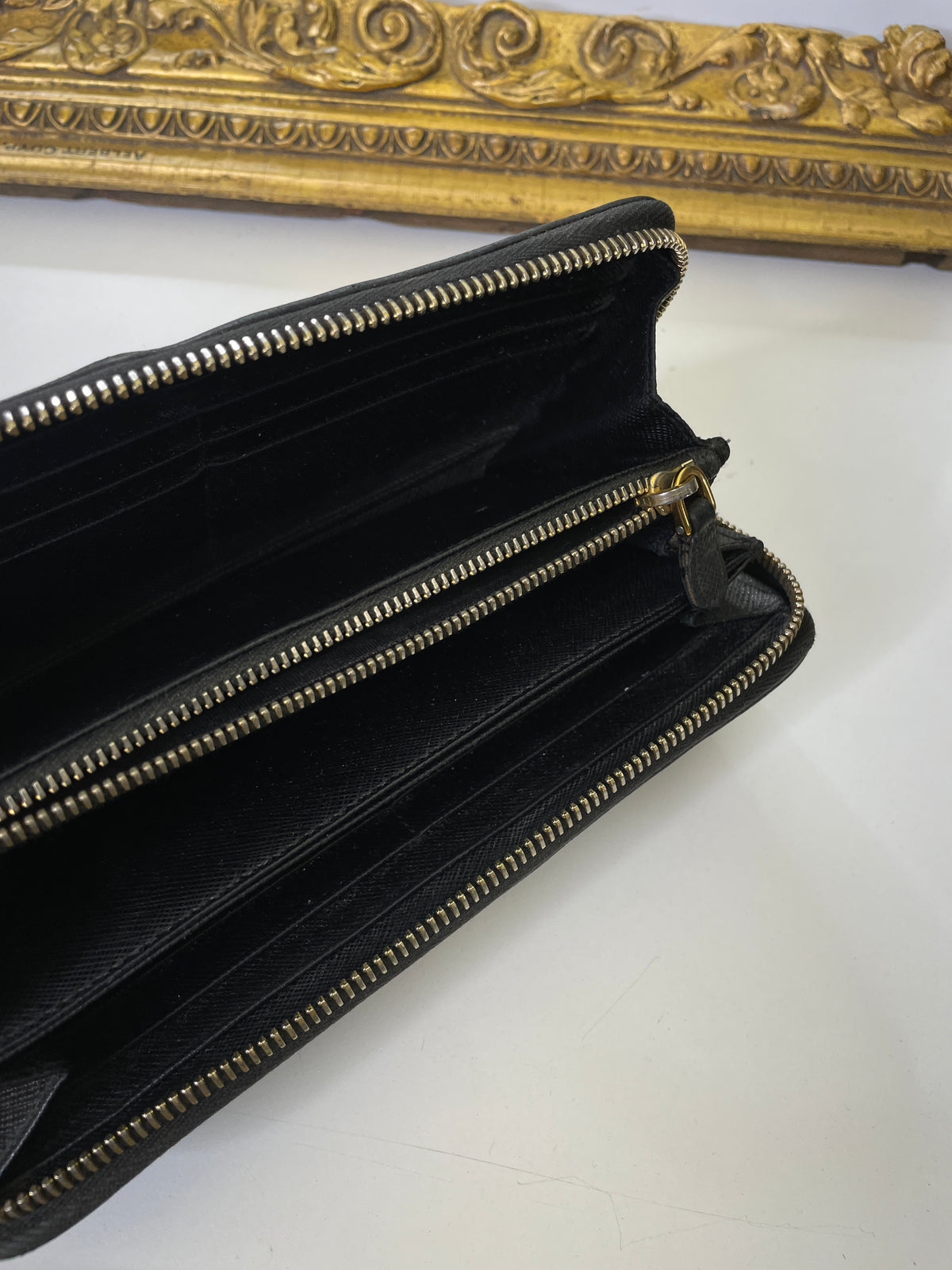 Prada - Portafoglio XL Gigante Saffiano Nero Lettering + Card