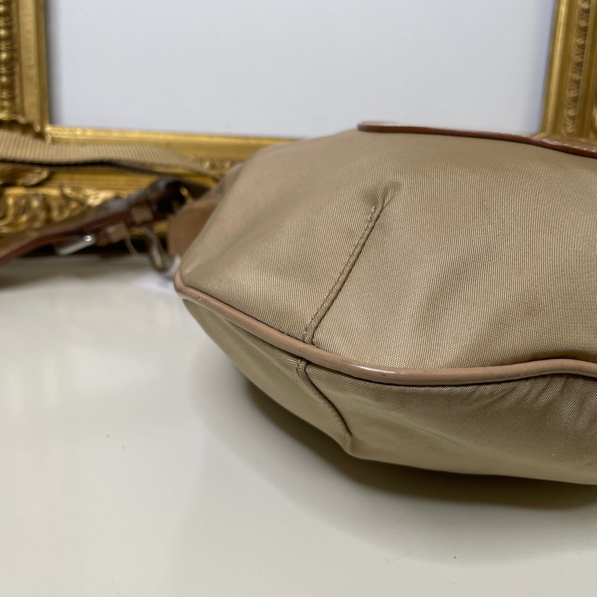 Prada - Borsa Piattina a Tracolla nylon e cordura Beige Logo Jacquard
