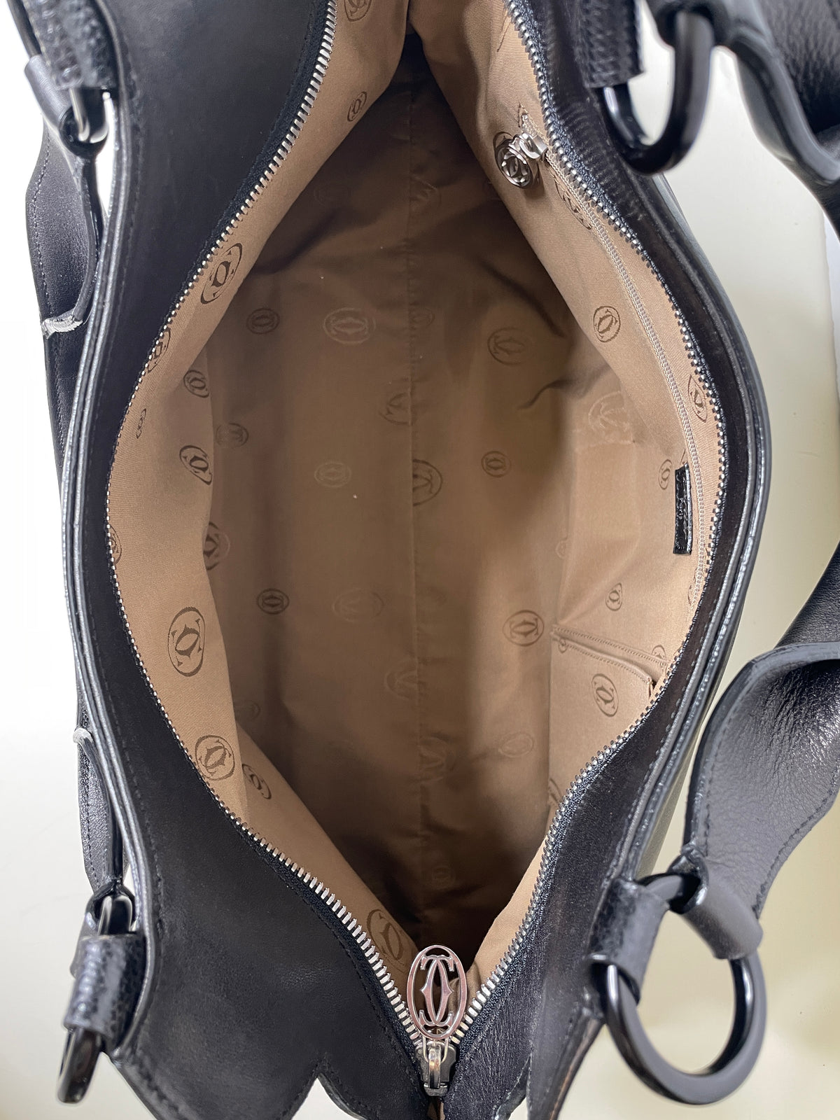 Cartier – Borsa a Spalla Marcello in Pelle Nera con Inserti in Lucertola