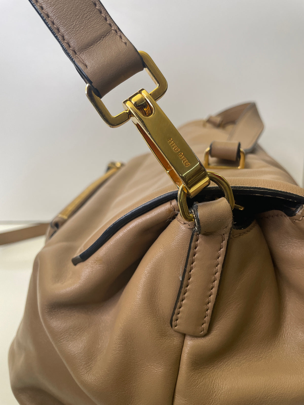 Miu Miu - Borsa Satchel in Pelle Cammello Full Set