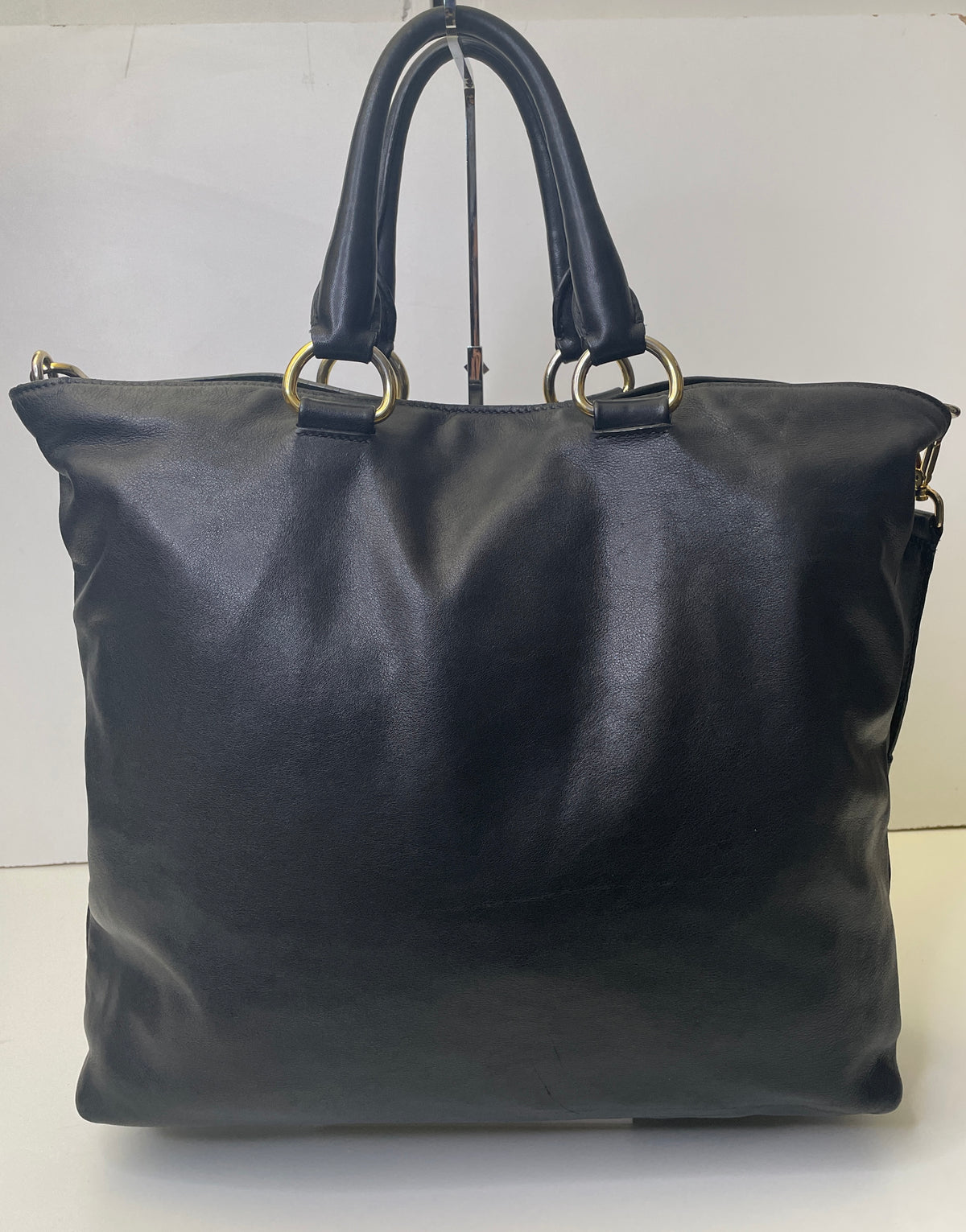 Prada - Shopper Grande in Pelle Nera Liscia con Tracolla e Interno Daino Beige